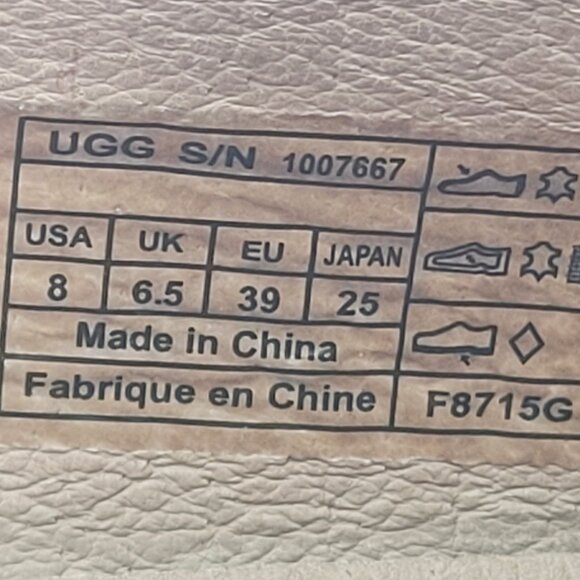 UGG Women's Black Suede Bow Flats S/N 1007667 US Size 8 - Picture 8 of 8